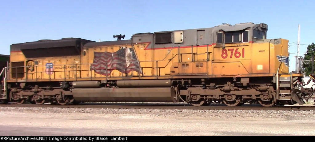 NS 704